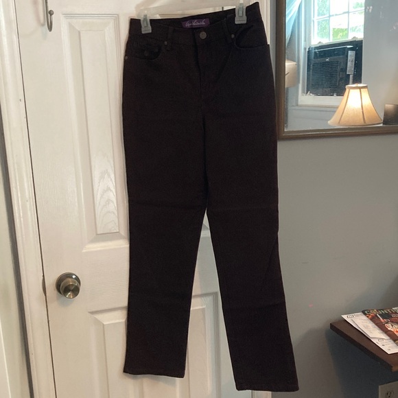 Gloria Vanderbilt Denim - Gloria Vanderbilt Amanda Chocolate Brown Jeans Size 8P